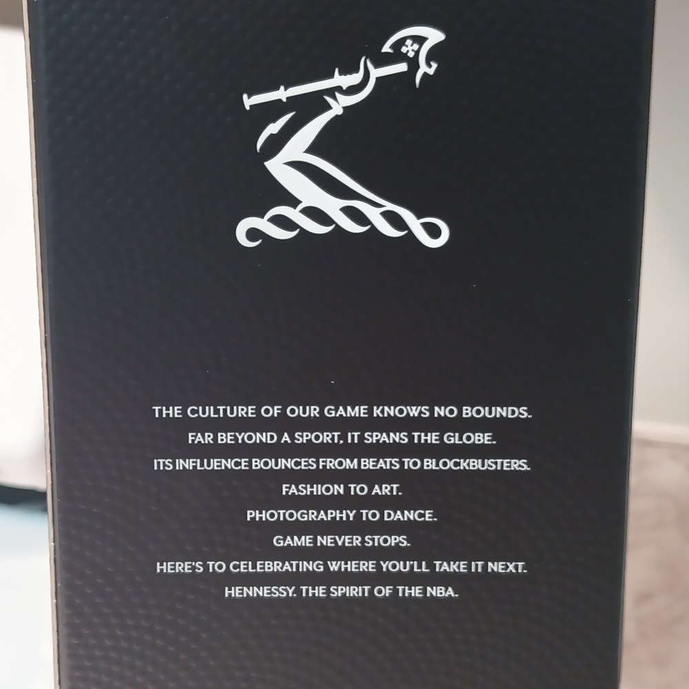 Collectors Edition - Picture 7 of 10